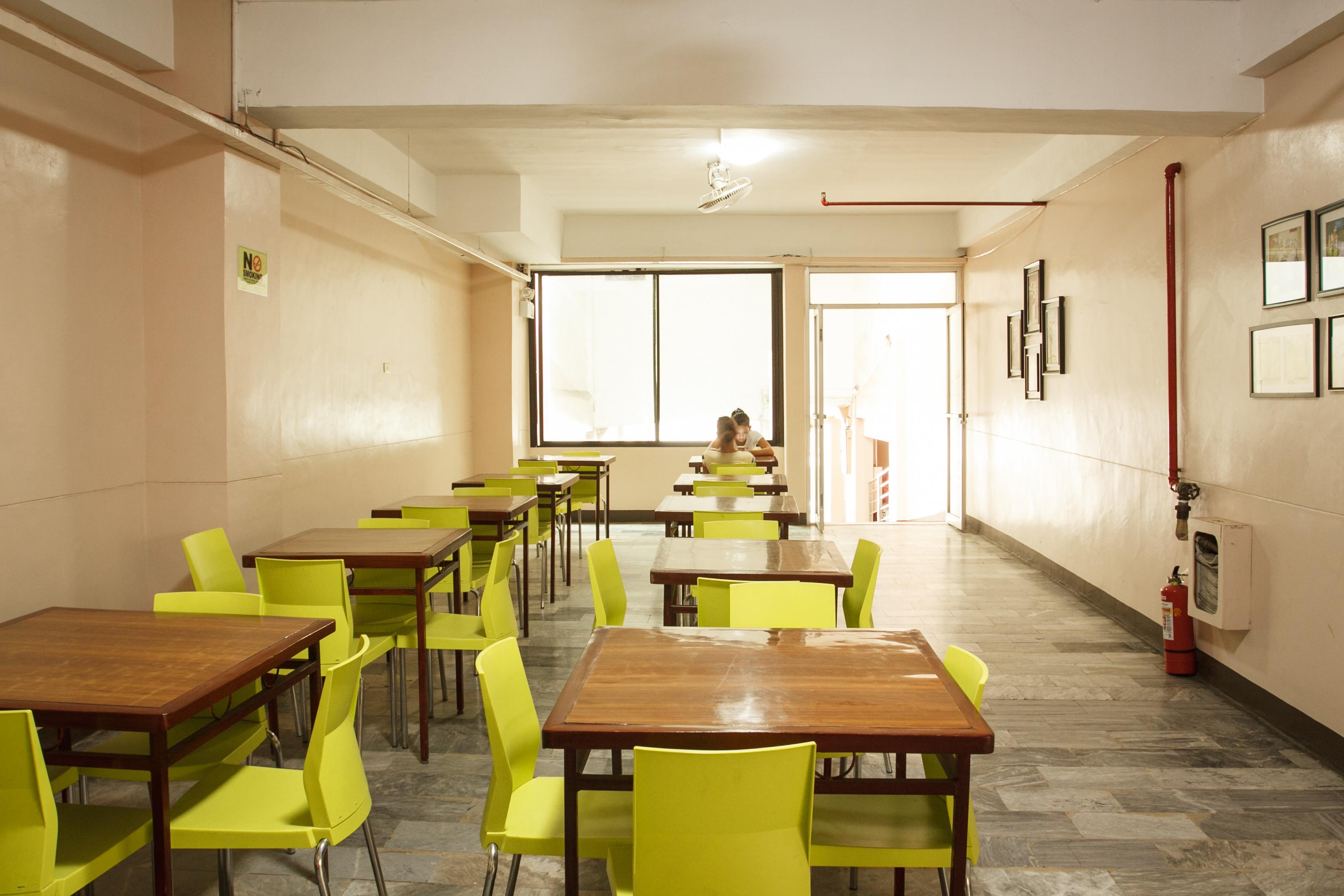 Gv Hotel - Davao Экстерьер фото